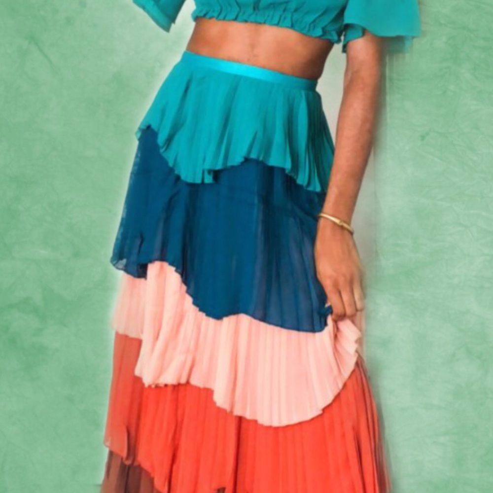 Long maxi skirt set size large - Picture 2 of 2